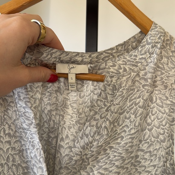 Anthropologie Joie women’s top blouse size small - Picture 2 of 4